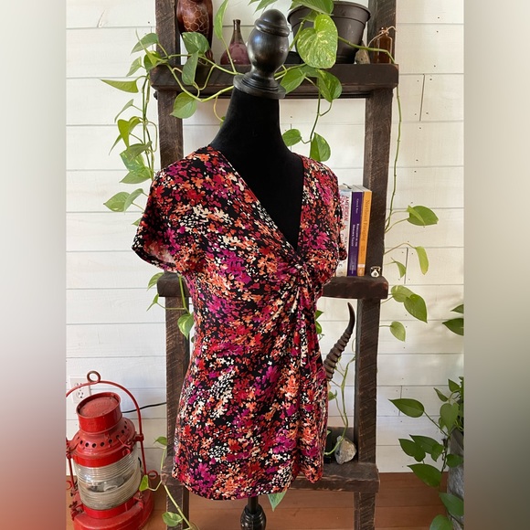 Van Heusen: Floral Cottagecore Blouse - Picture 16 of 17